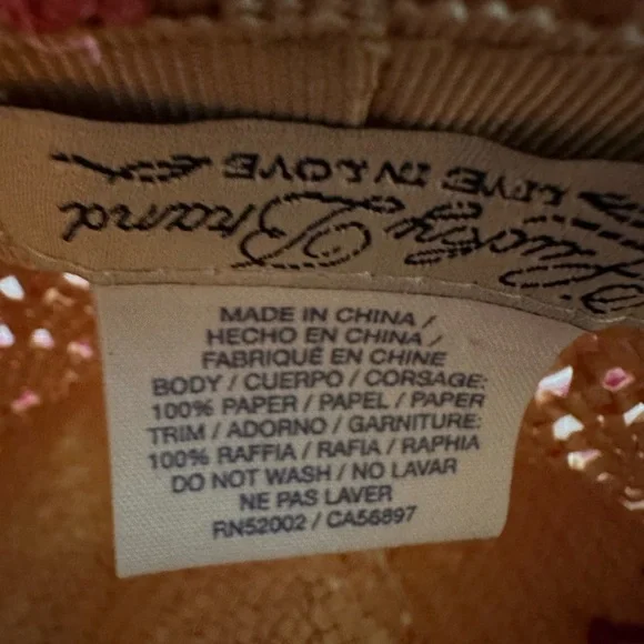 Lot - Kenneth Cole Vibrant Pink Scarf and Lucky Brand Straw Fedora - Picture 5 of 10